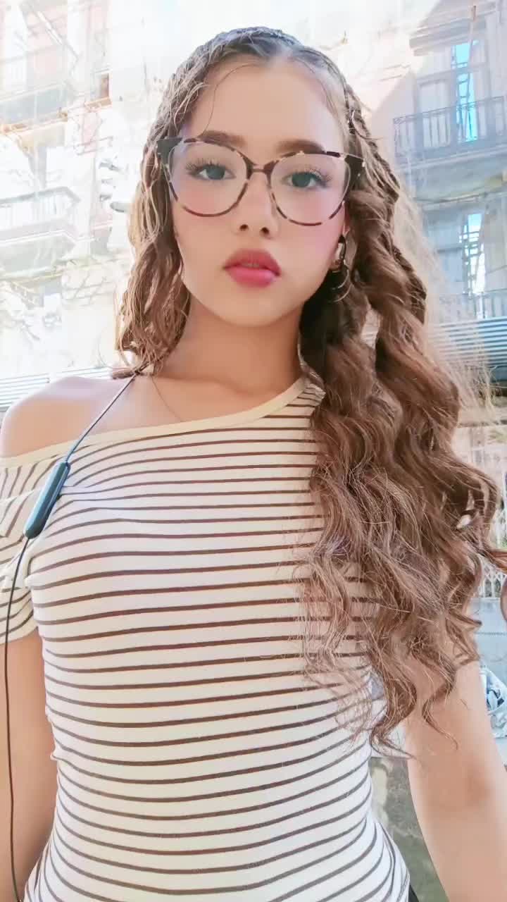 @Valerina
