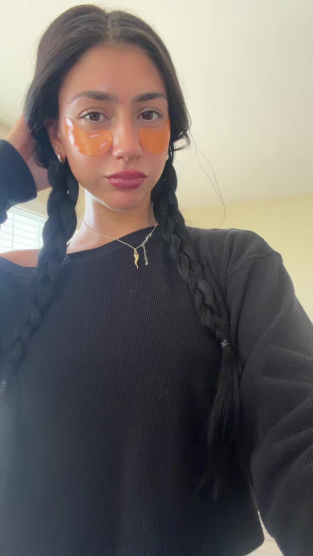 @alexaalbanese
