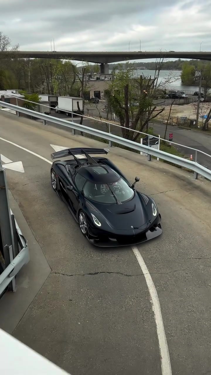 @KOENIGSEGG LIFESTYLE
