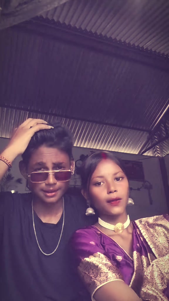 @Bhojpuri ❣️couple...🩶