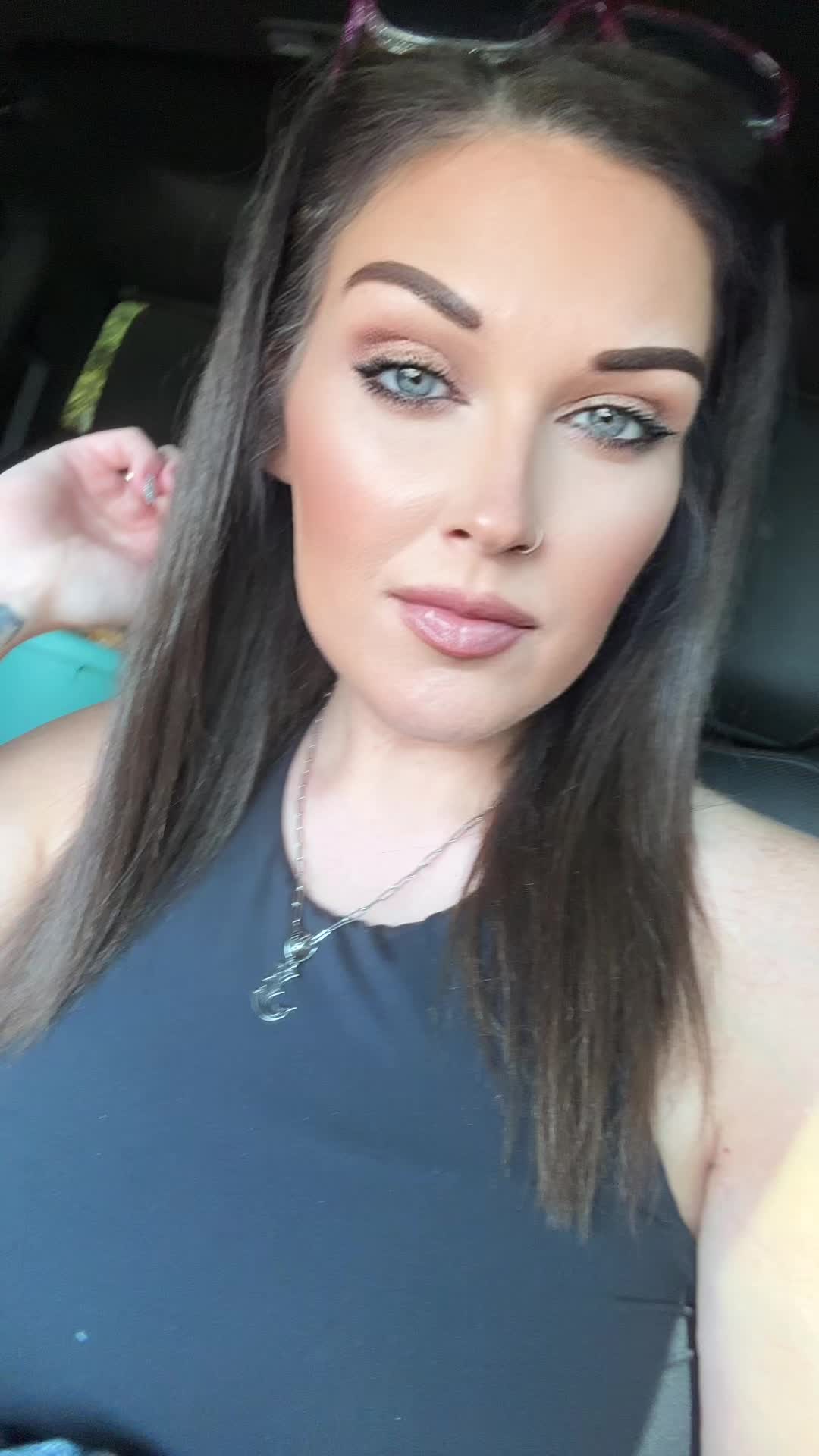 @💙Miranda Rhodes💙