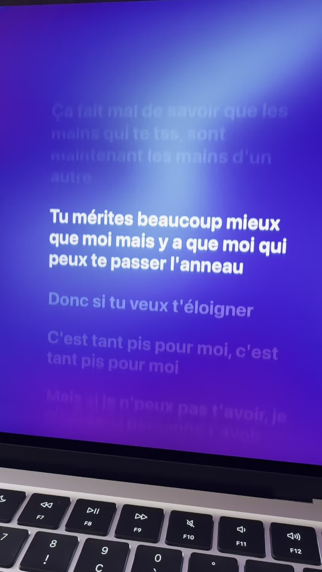 @🎶