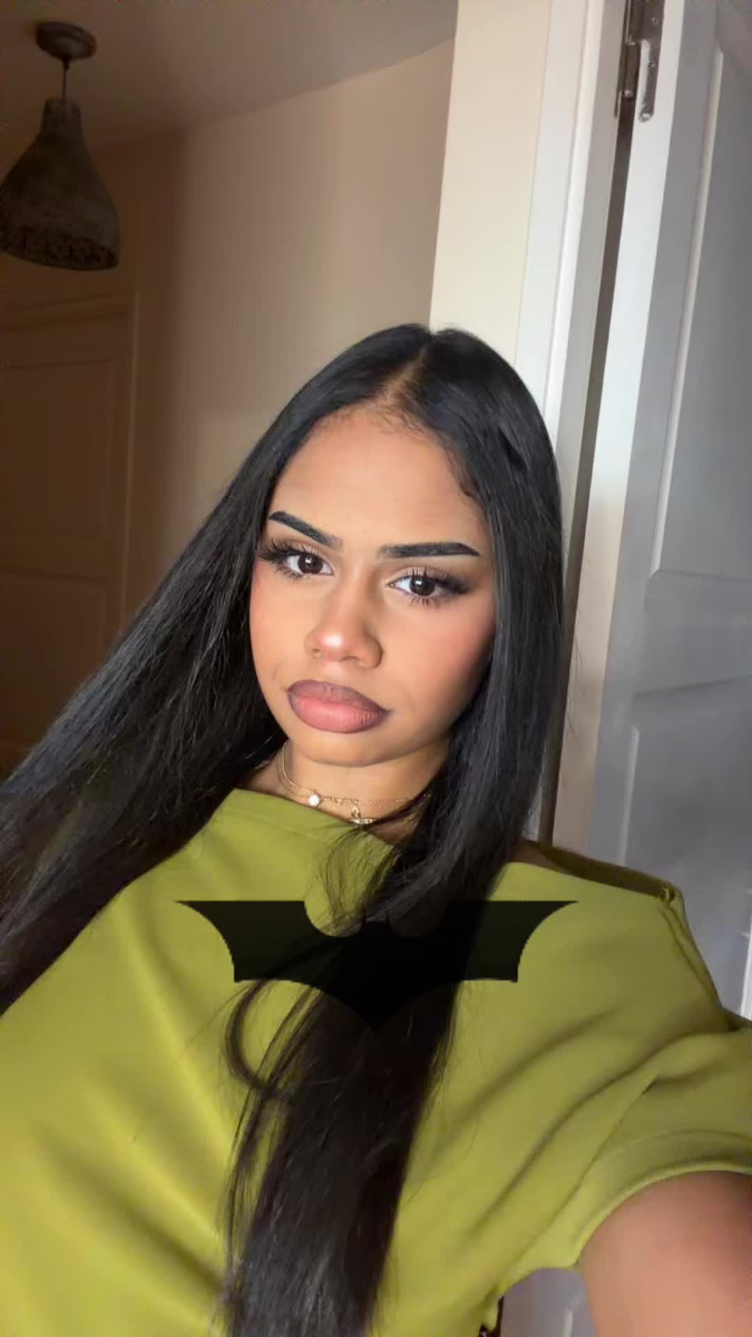 @𝘚 𝘖 𝘍 𝘐 𝘈 𝘈