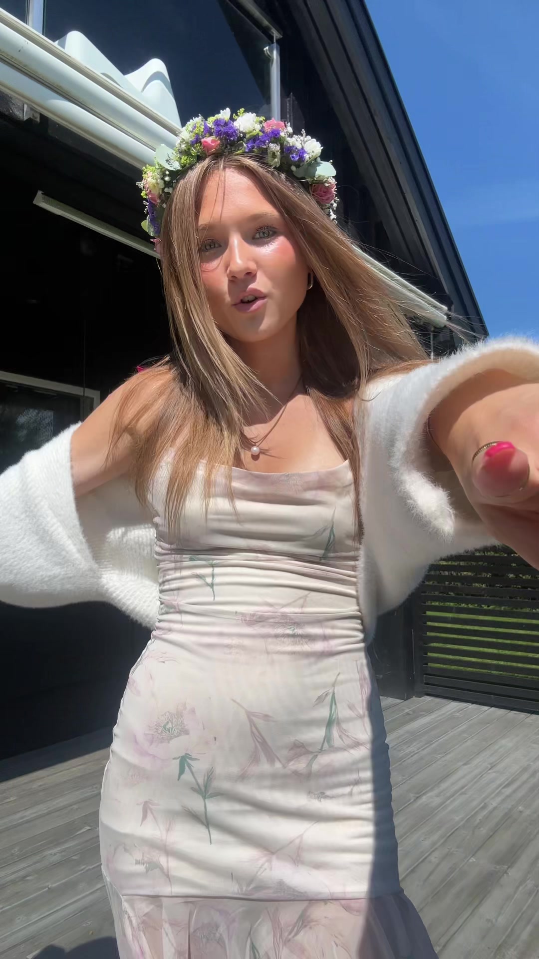 @Elle