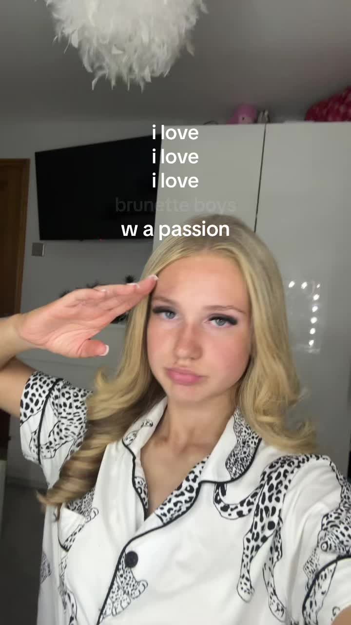 @𝒆𝒗𝒂𝒔𝒑𝒂𝒎🫶🏻