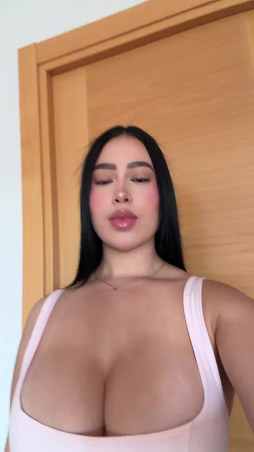 @valesuarezl_2 👑