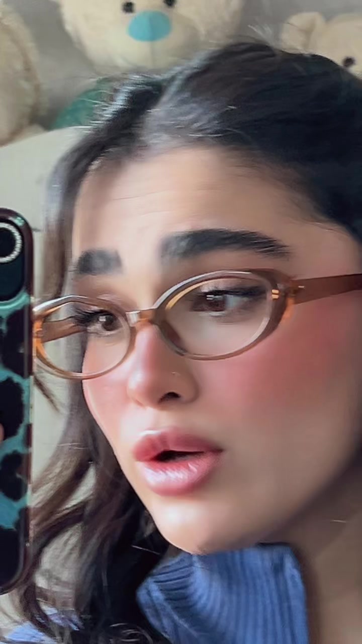 @smakamrn