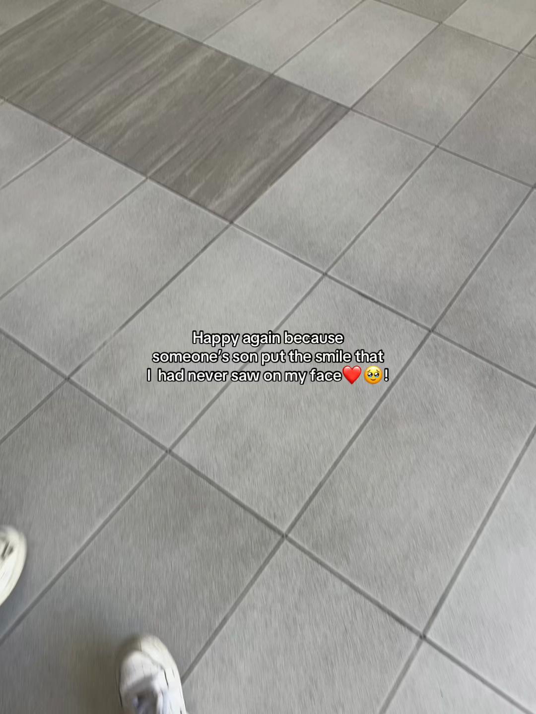 @𝟏𝟗𝟎𝟑🫐.