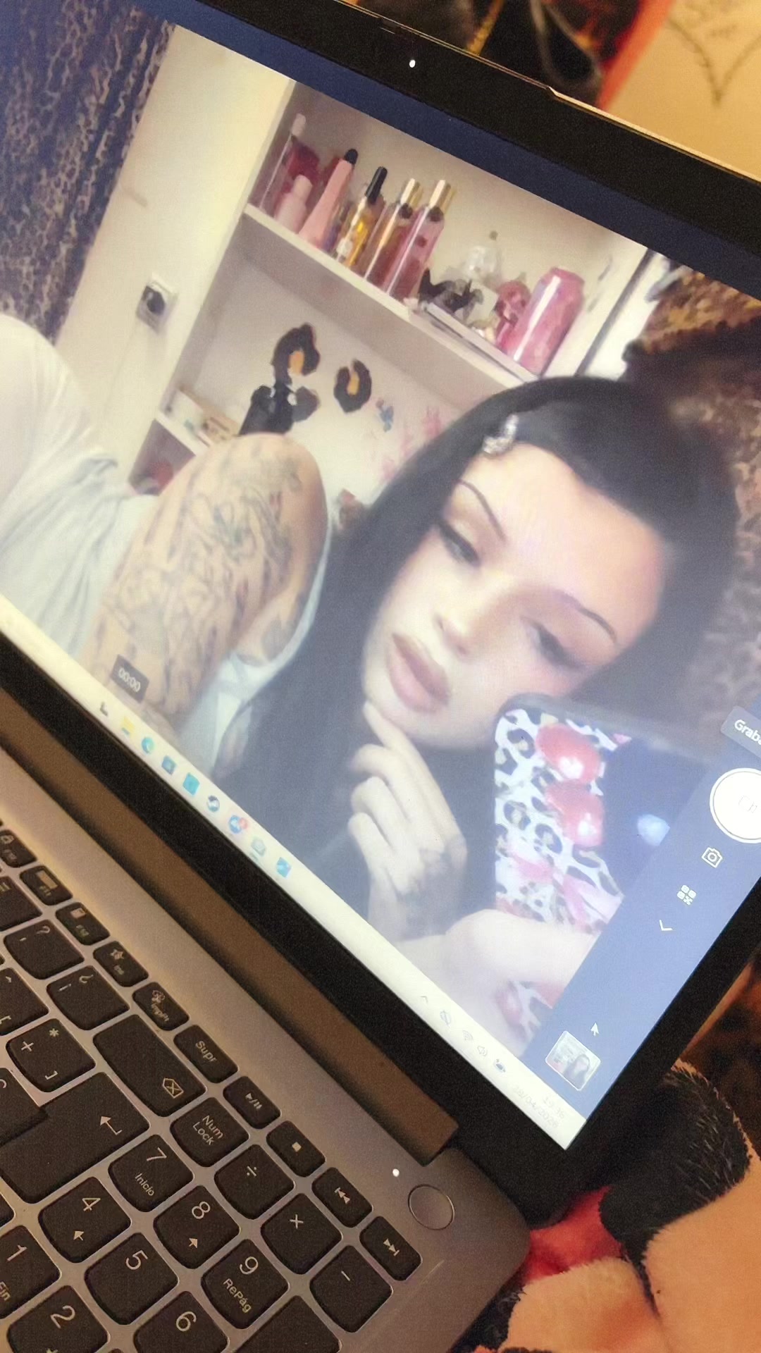 @N4yyy