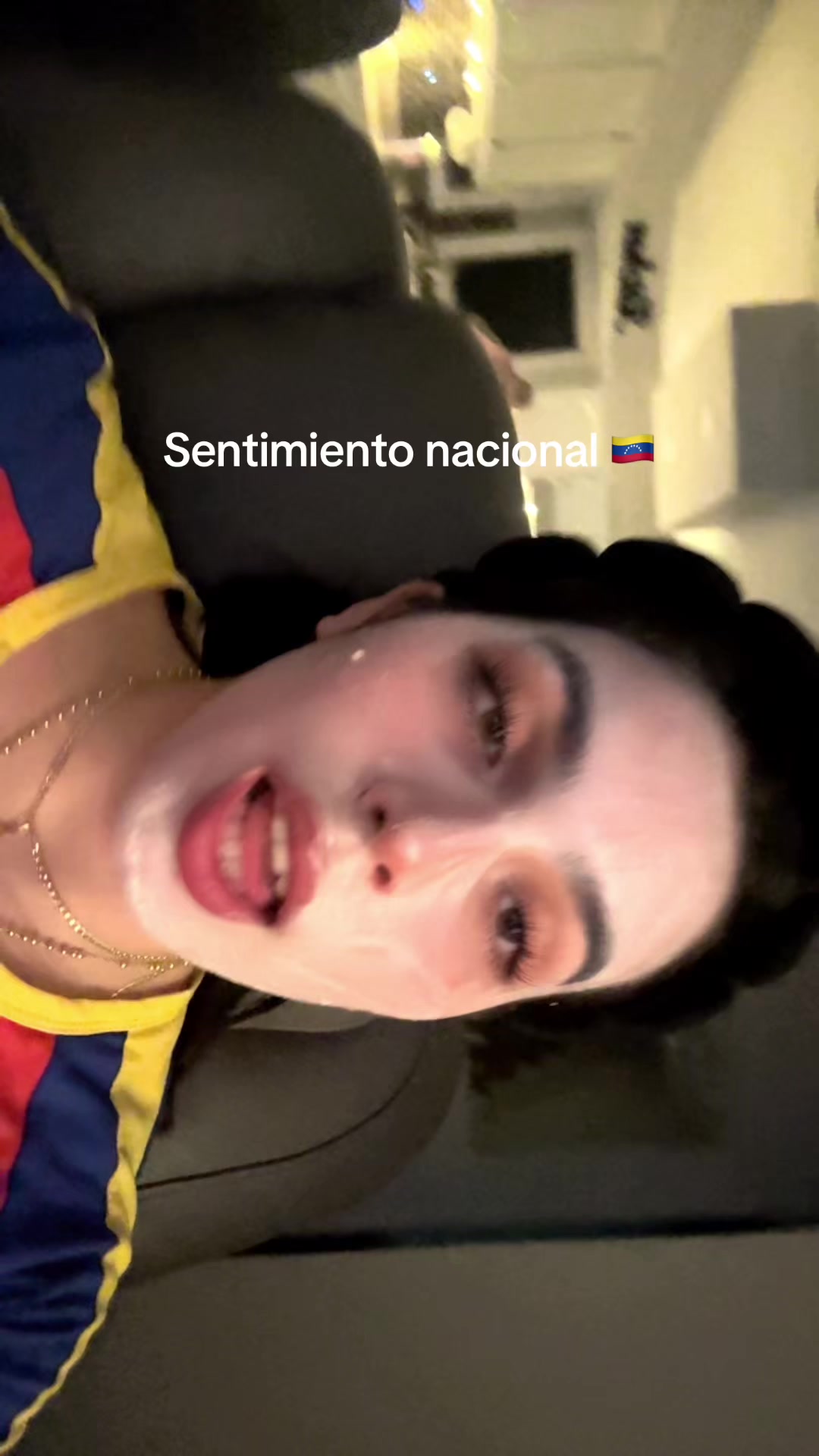 @Pelinegra