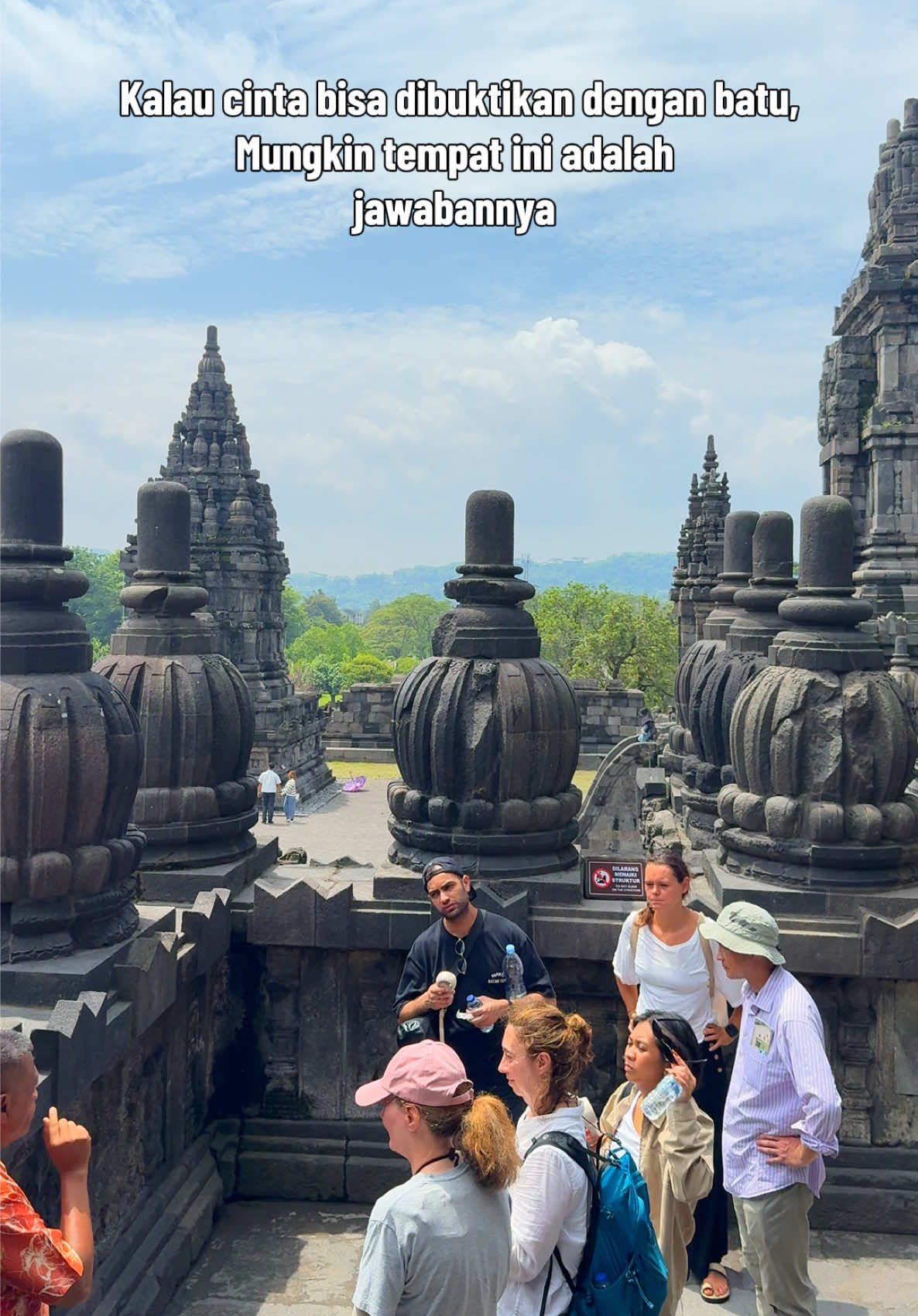 @PAKET WISATA JOGJA ISTIMEWA