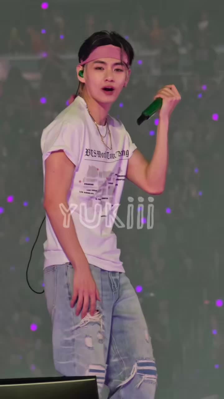 @𝐯𝐢𝐞𝐫𝐚𝐚