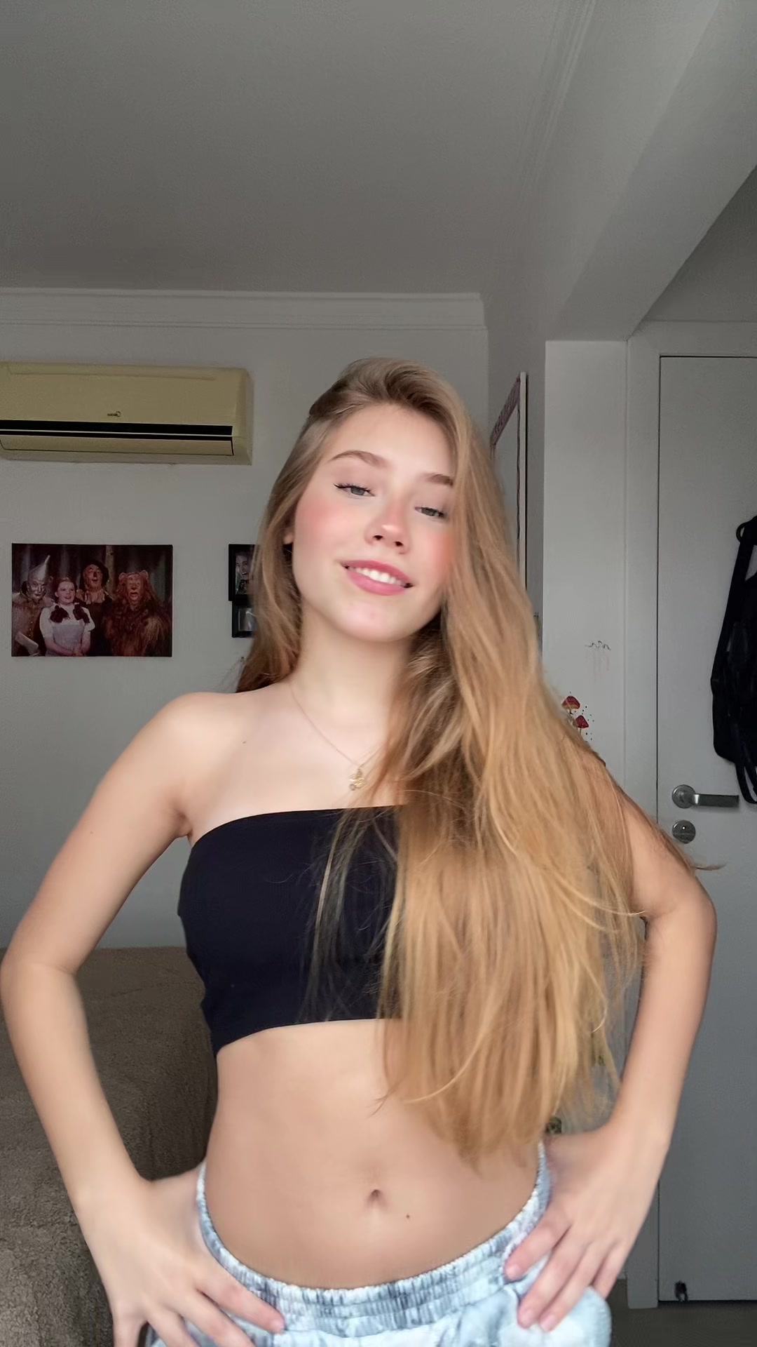 @Larapmendonca_