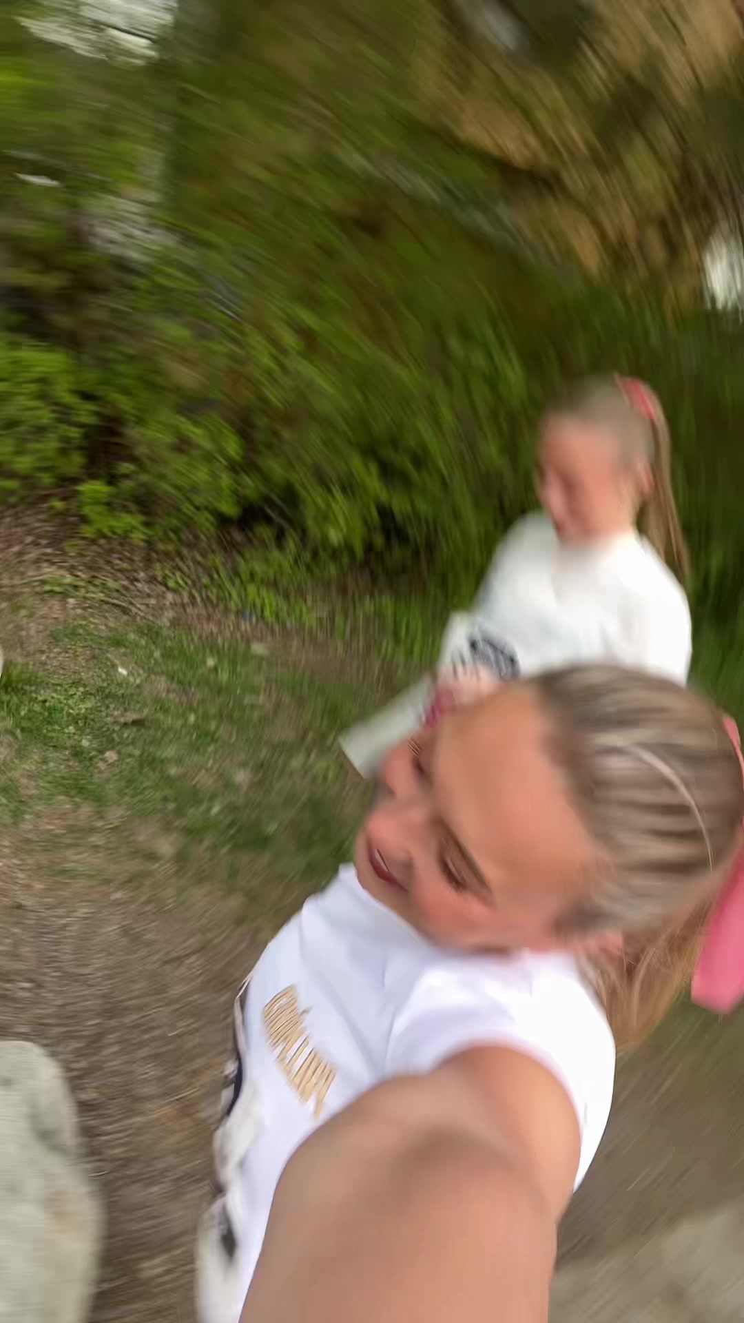 @anniesinclair