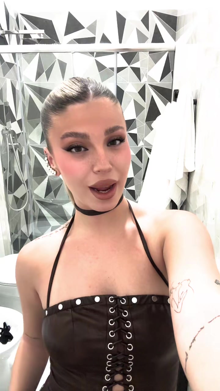 @syriaazzolini