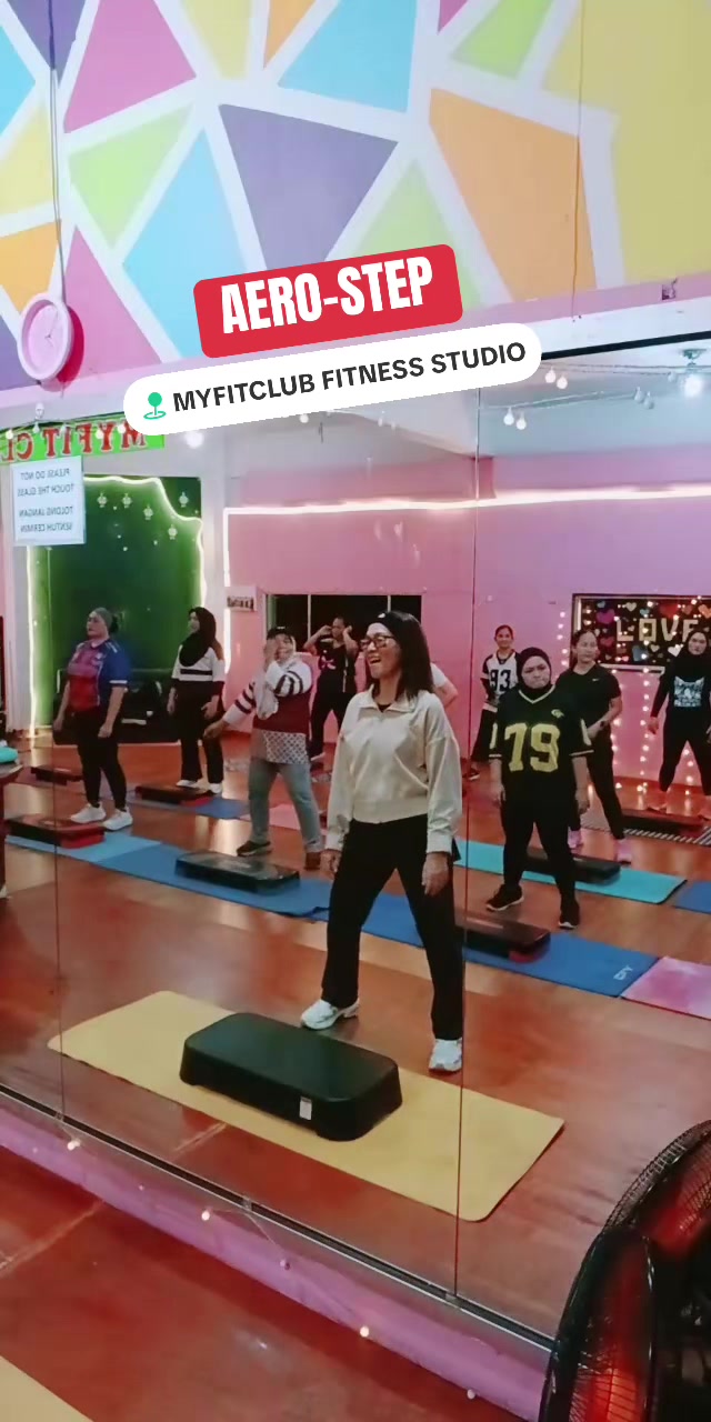 @lizapeter