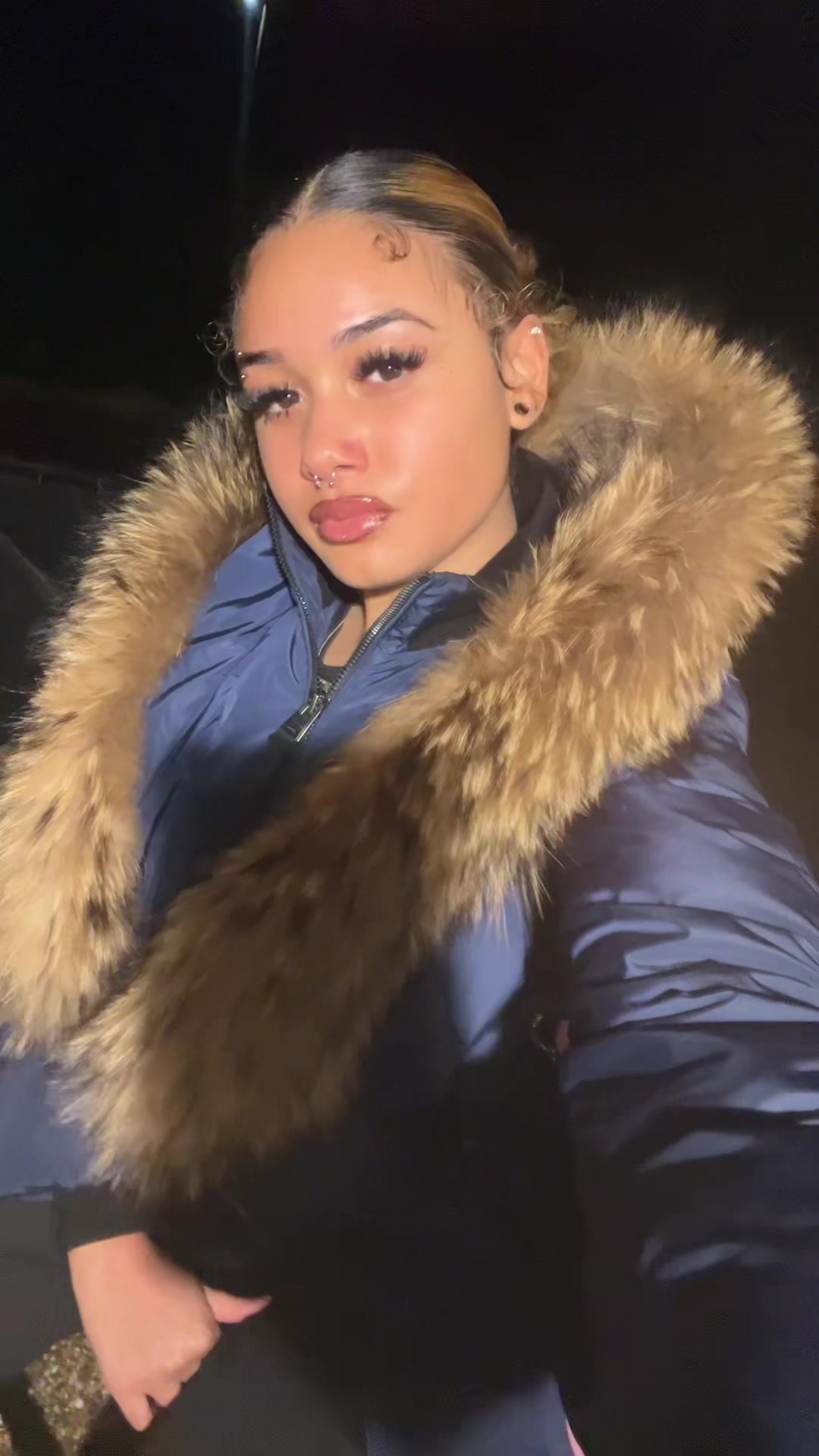 @LE.