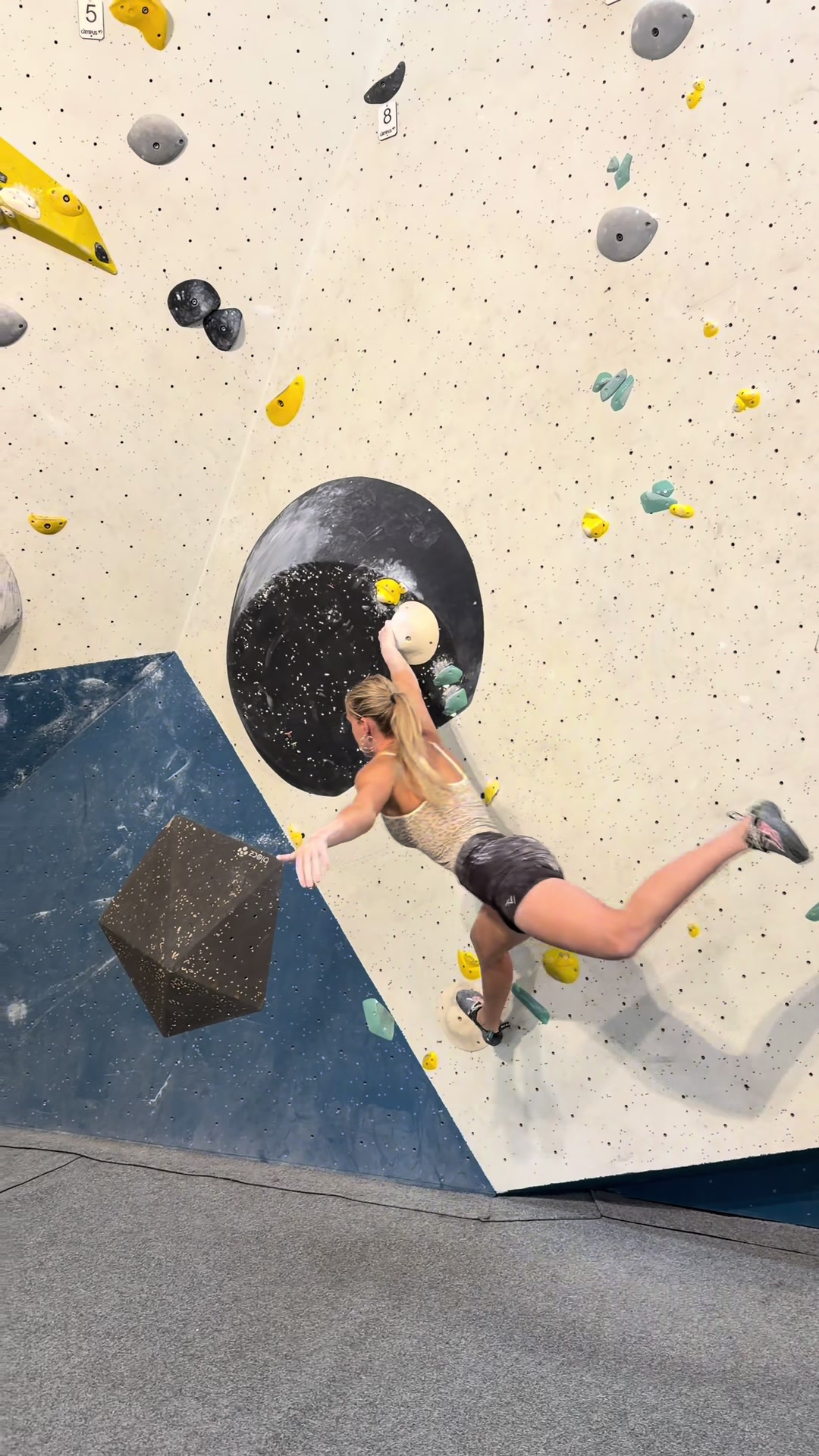 @biebs_climbs
