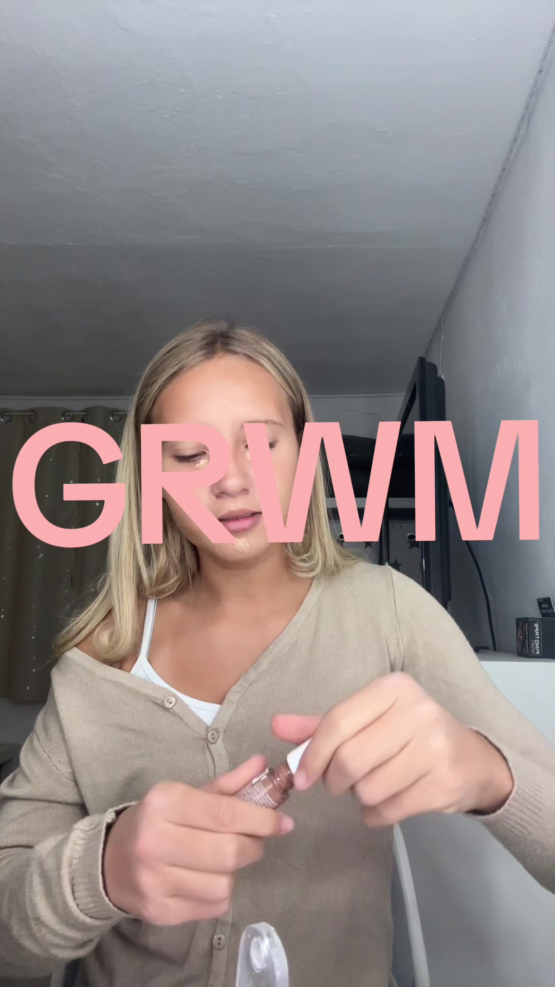@𝓜𝓲𝓪