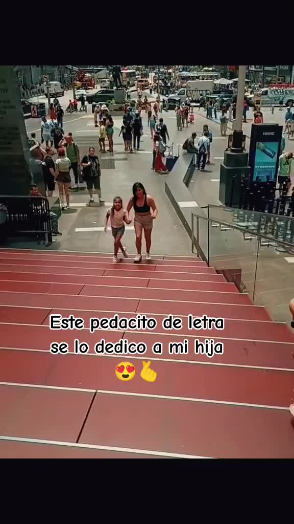 @Mariuxi