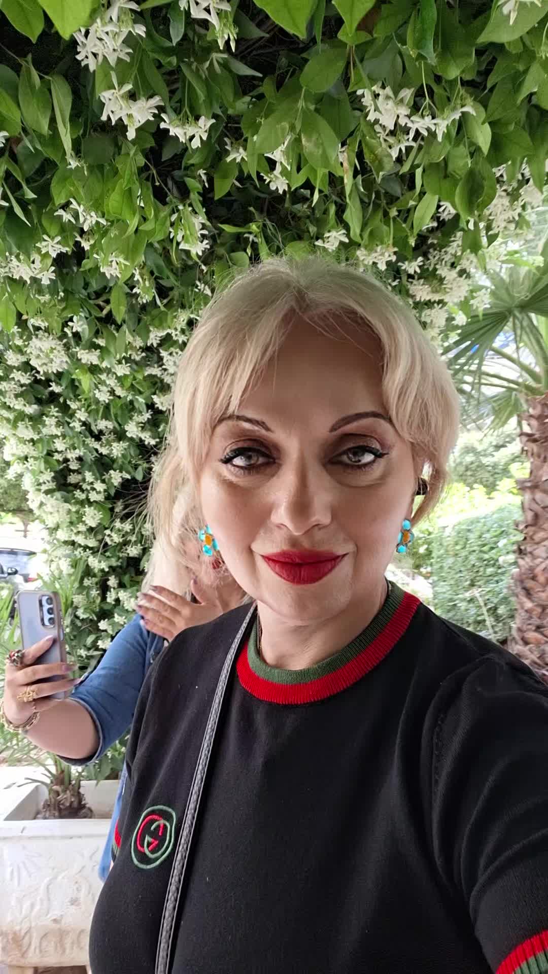 @მარი