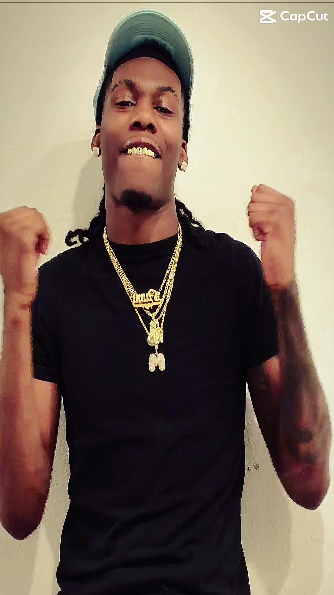 @Kay🖤💰