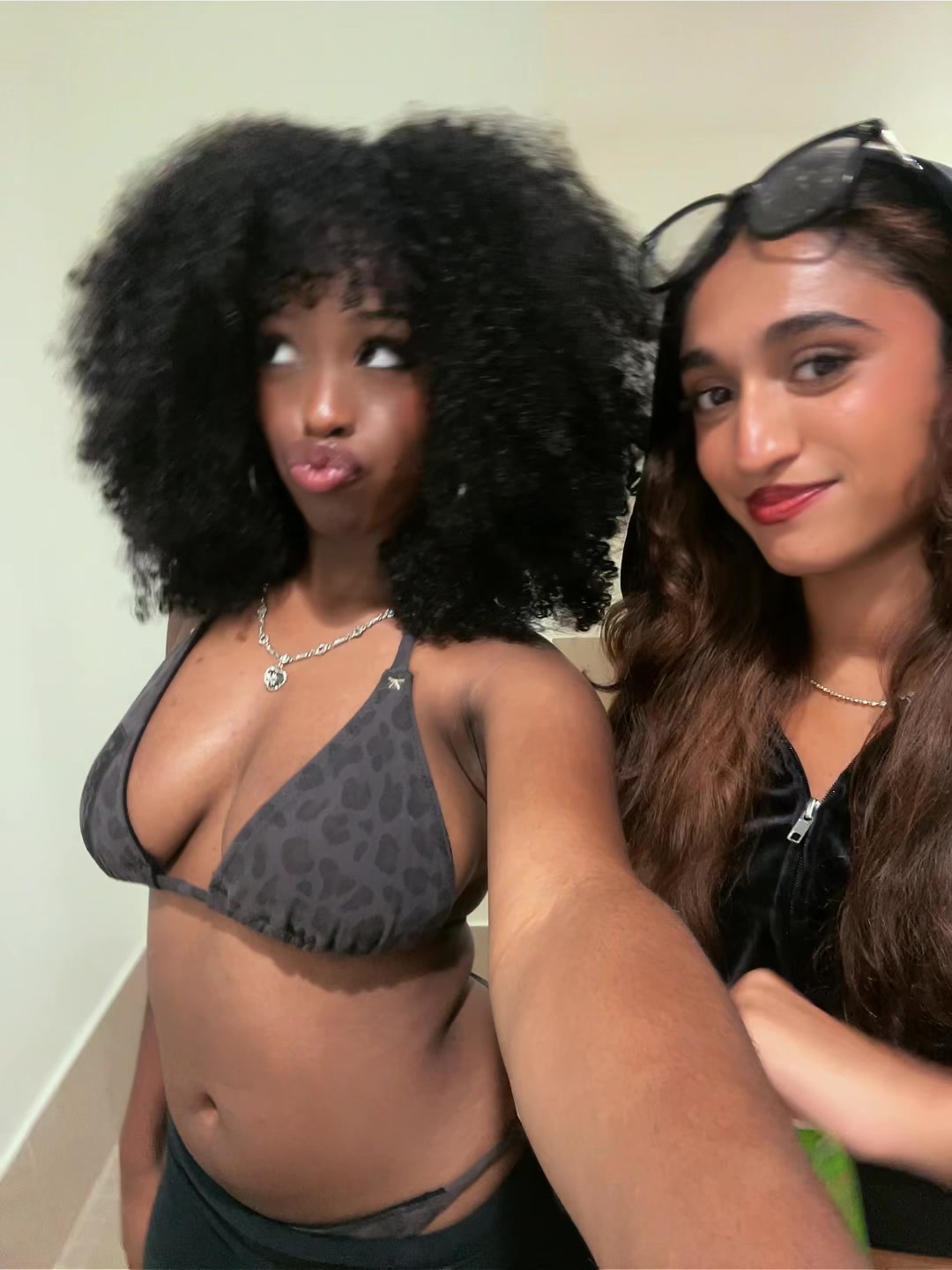 @🙈