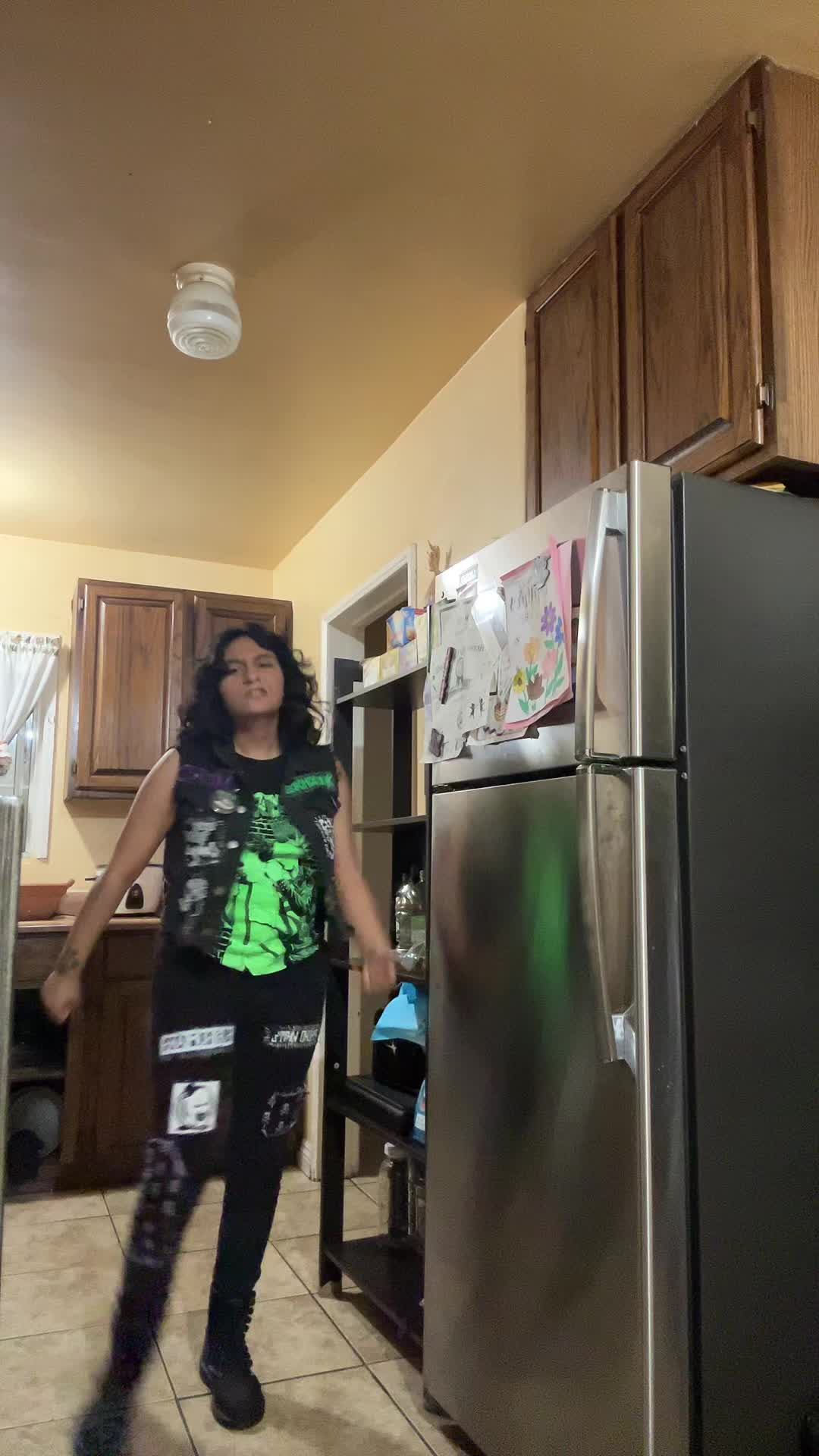 @🧛🏼♀️🧛🏼♀️🧛🏼♀️