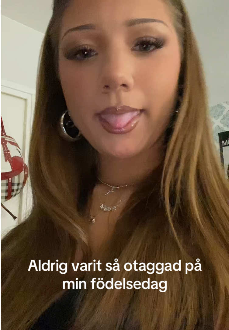 @me1anie_spam