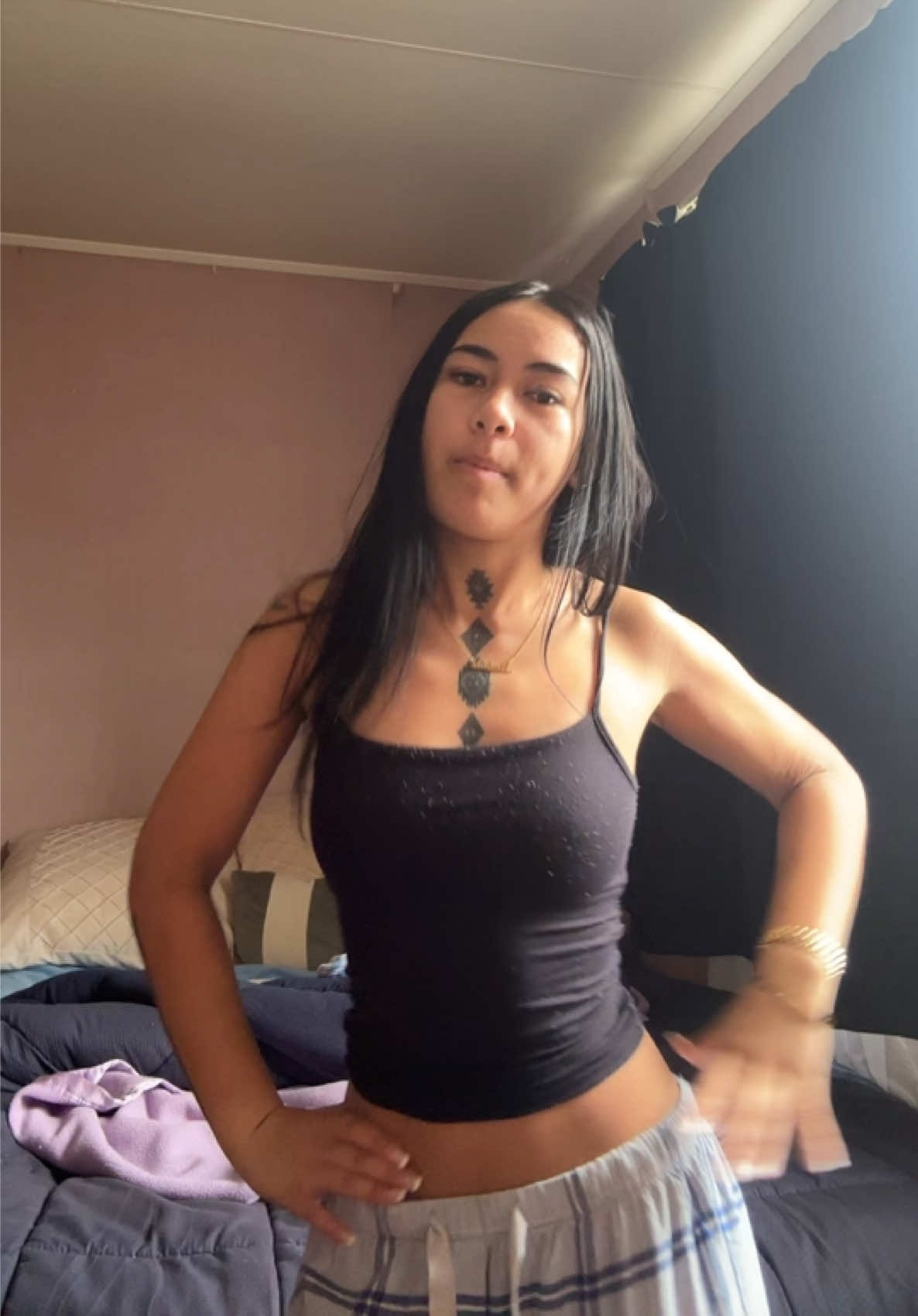 @jaahzel.pt