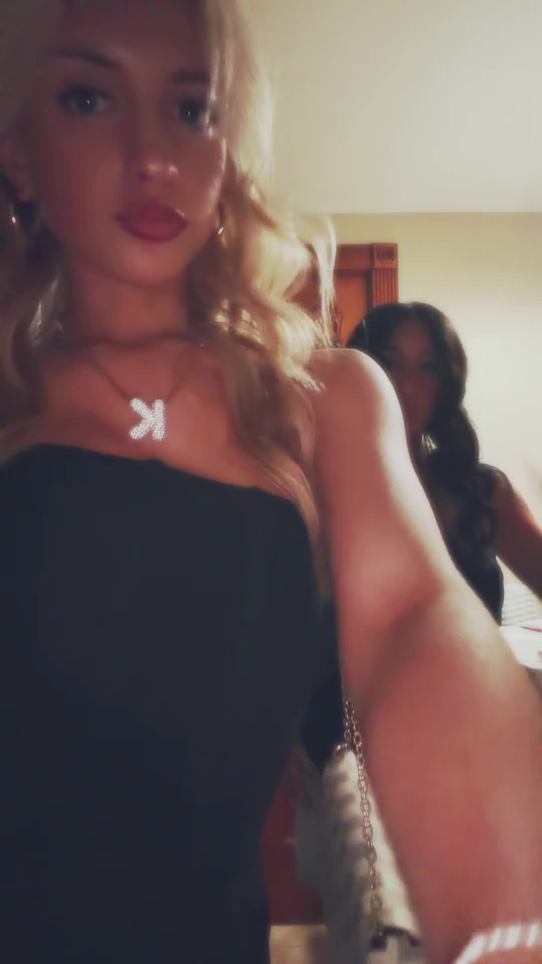 @Katie🪽💋🍸