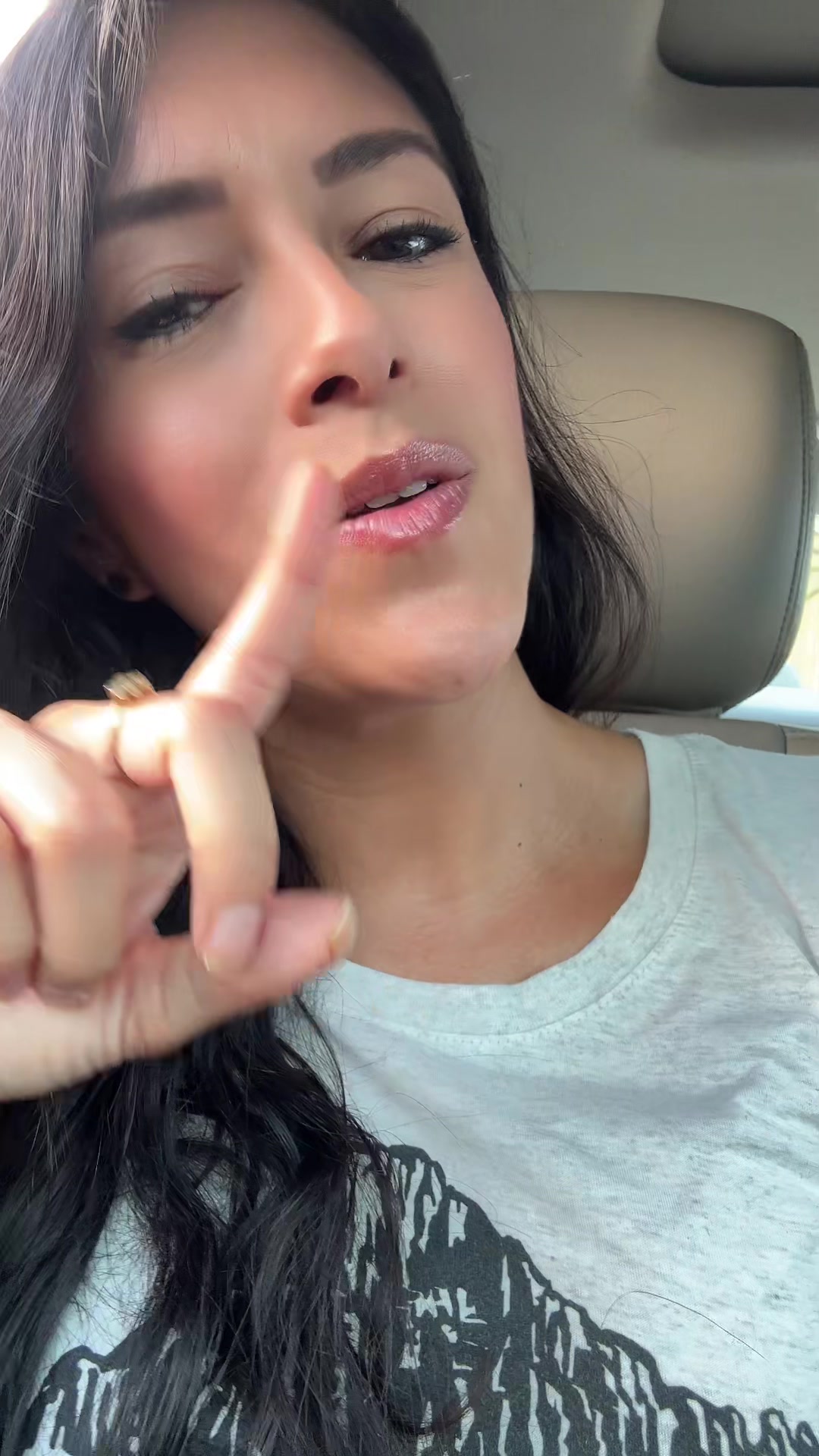 @Yadira