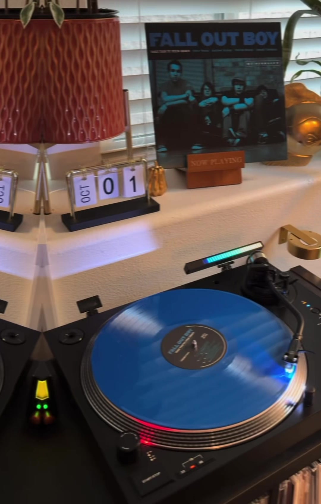 @Vinyl Daily Plays