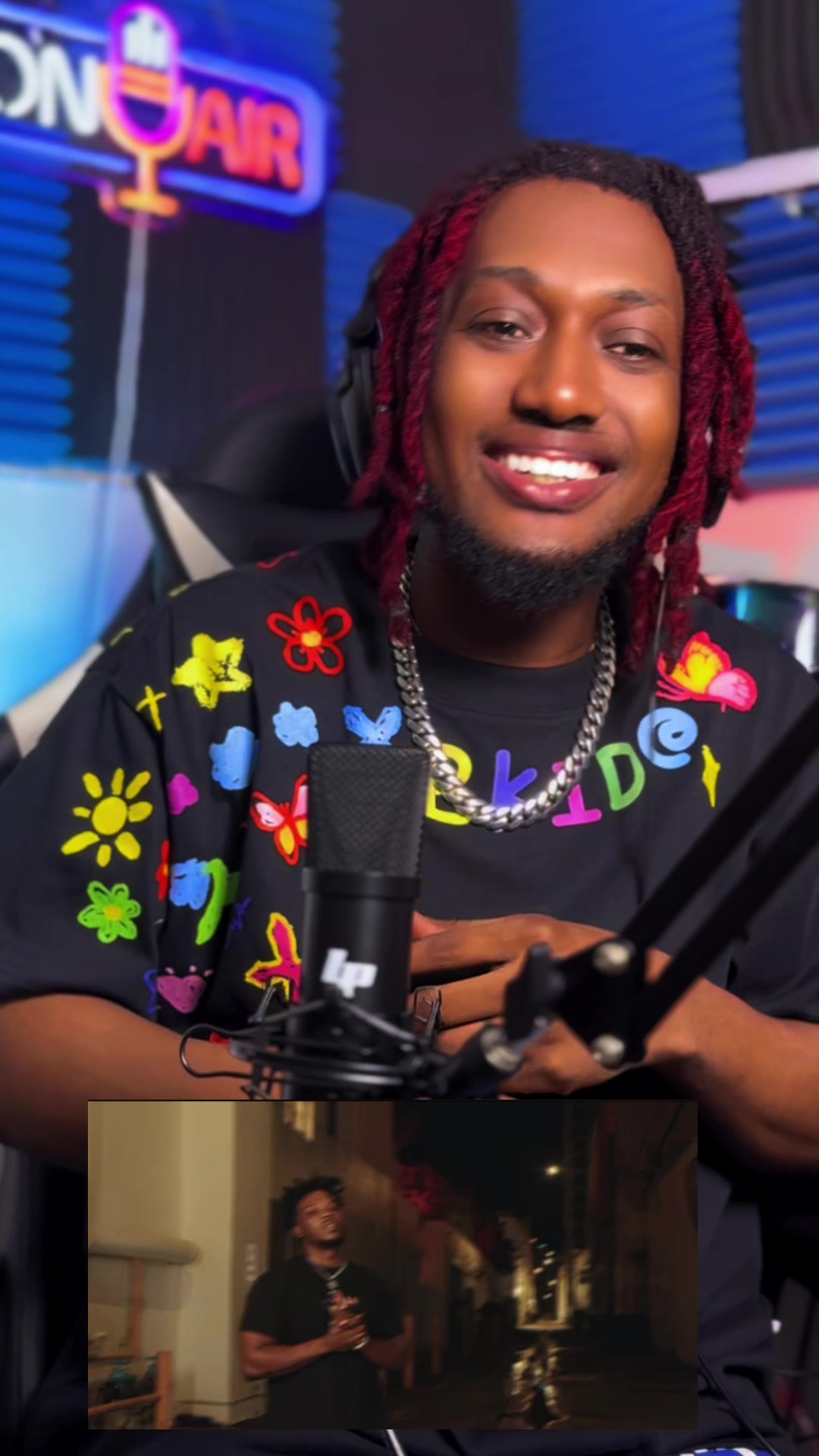 @𝐏𝐲𝐯𝐨 𝐎𝐧 𝐓𝐡𝐞 𝐌𝐢𝐜🎙️