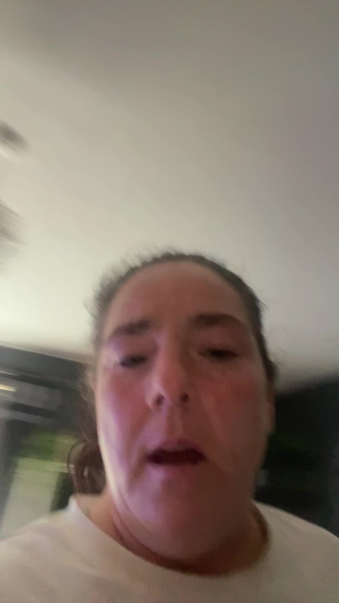 @xxx Lisa proud mother of 7 xx