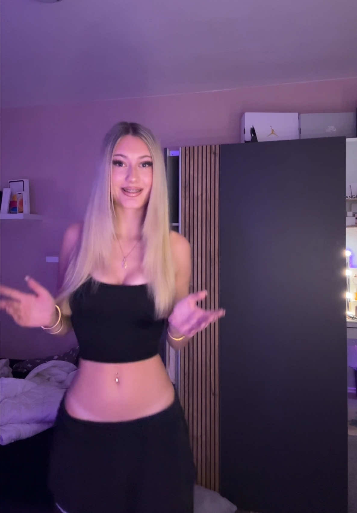 @ꫀꪑꪗ