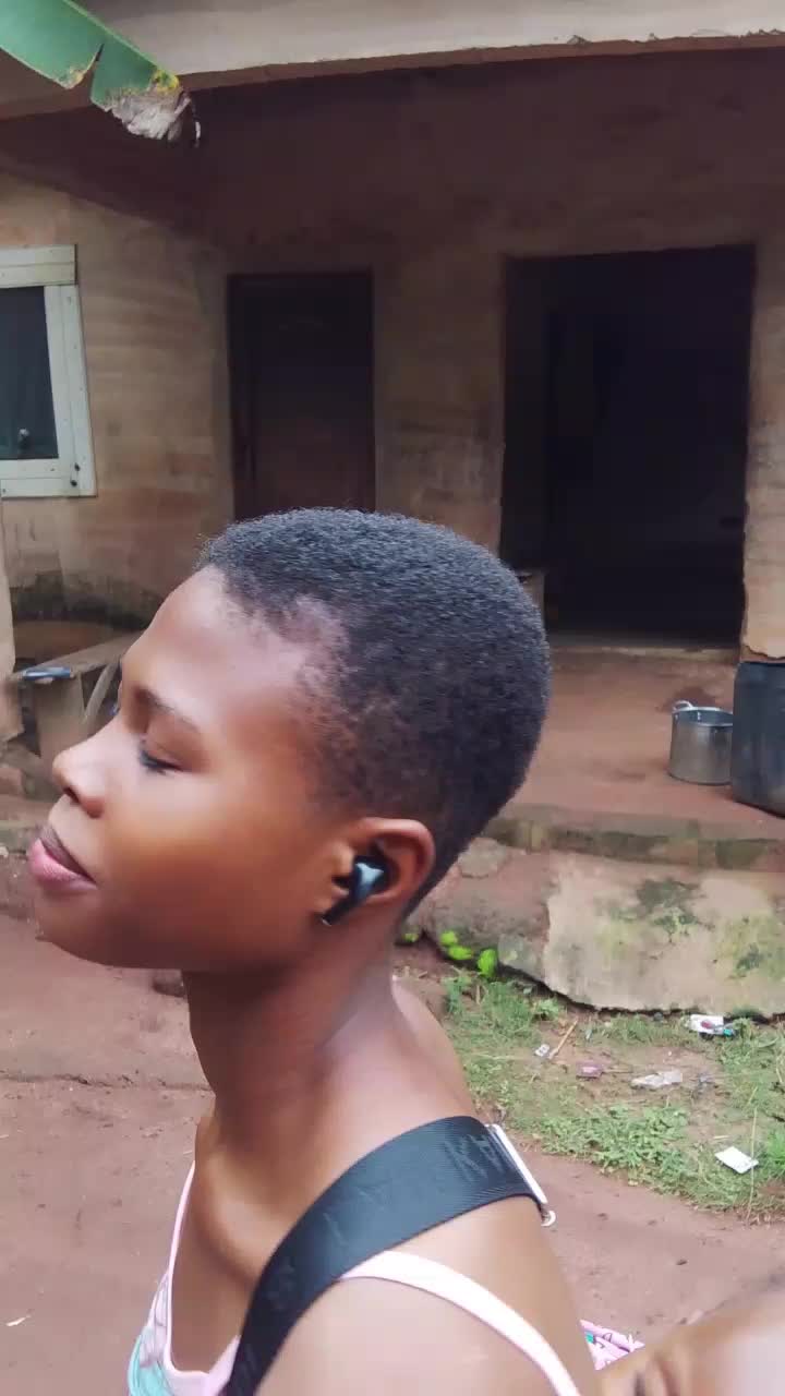 @Young star Adaeze backup acc