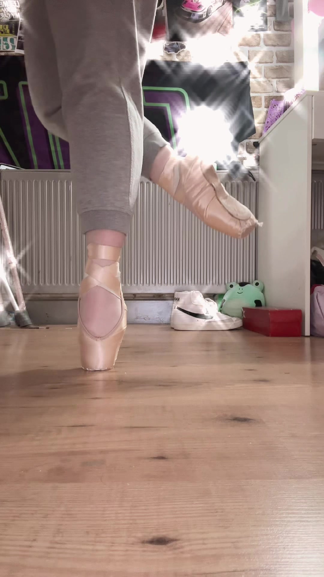 @whats the pointe ๐