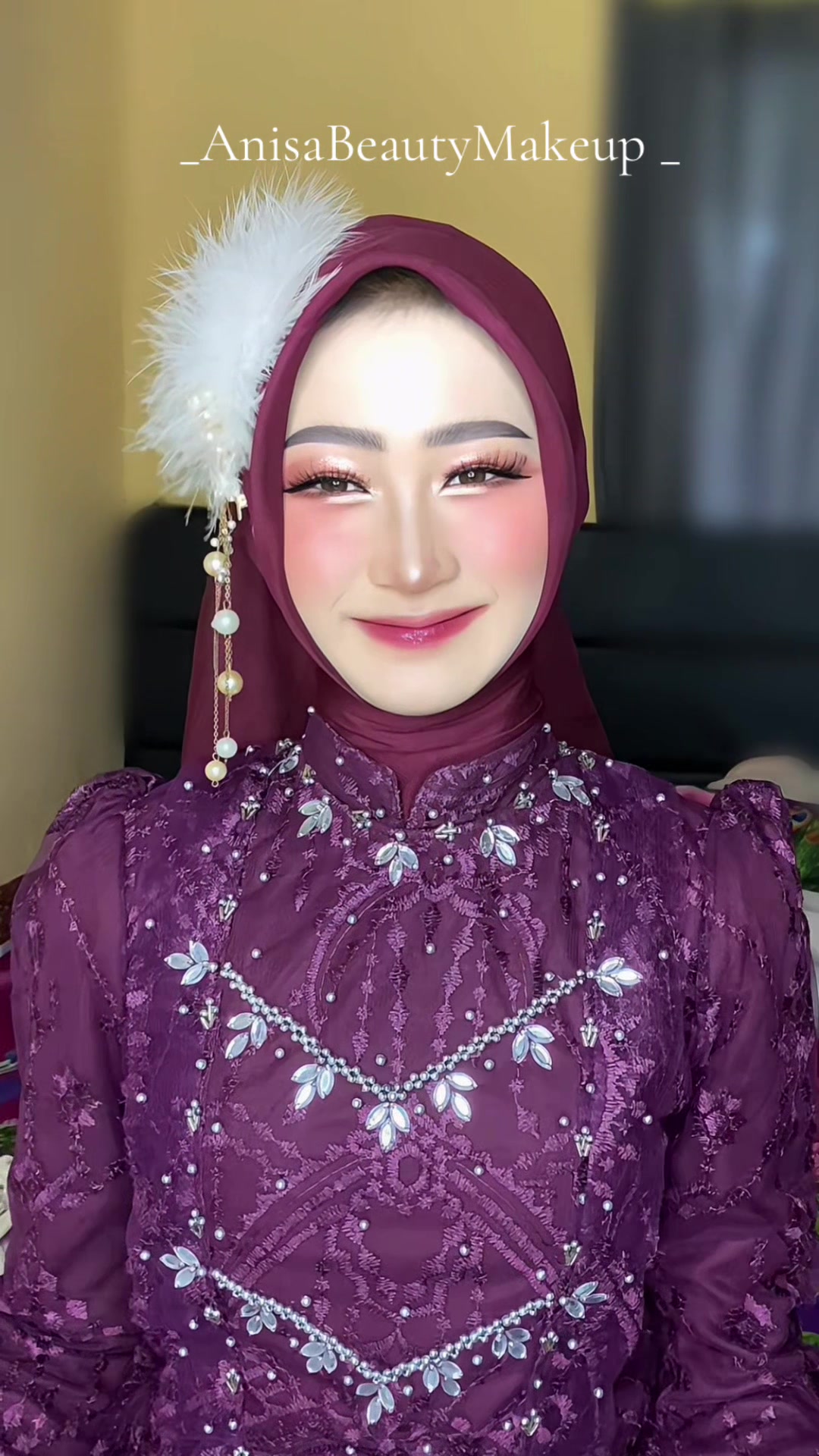 @AnisaBeautyMakeup || JBR
