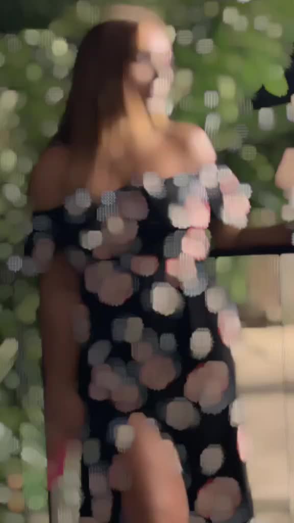 @Moni