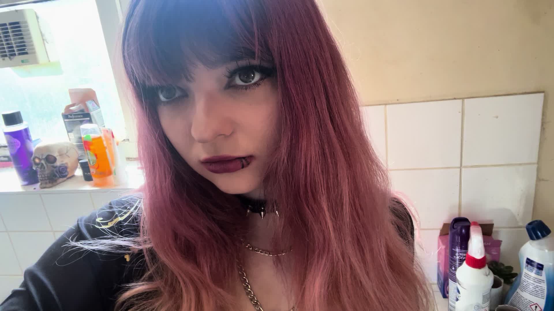 @leebee