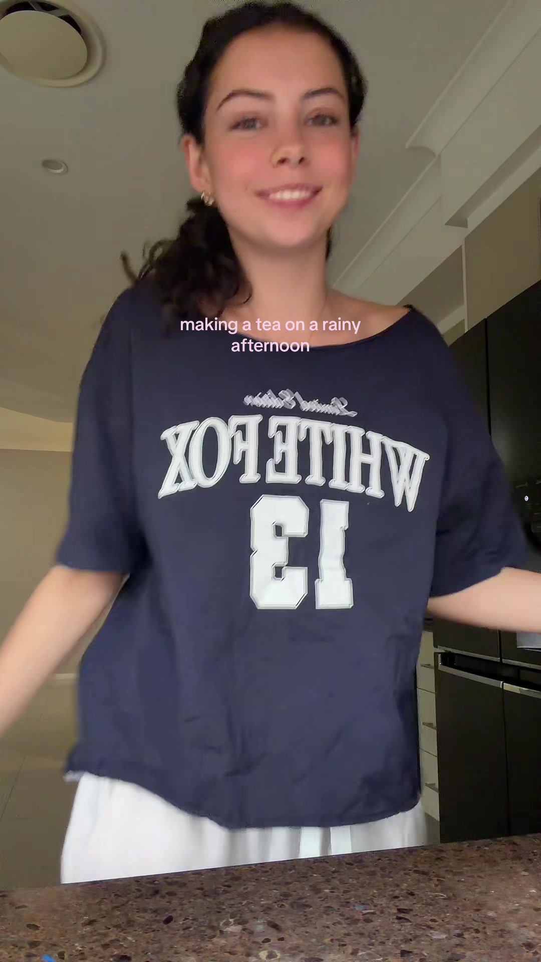 @Ava