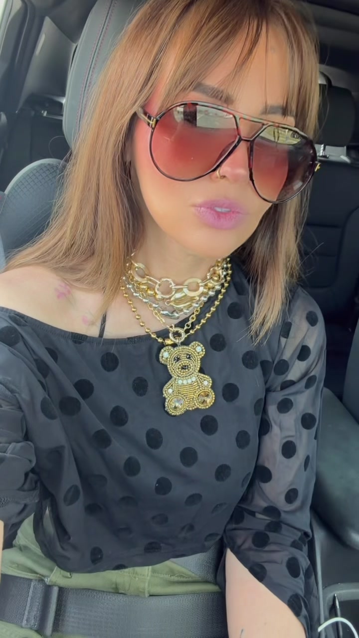 @Hot Pink Collares