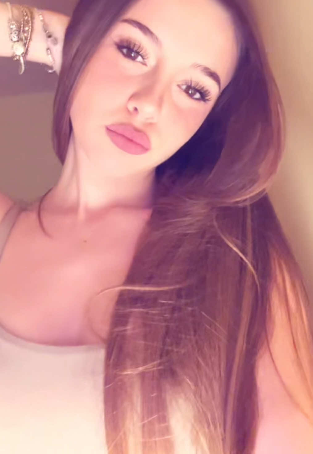 @m👧🏻