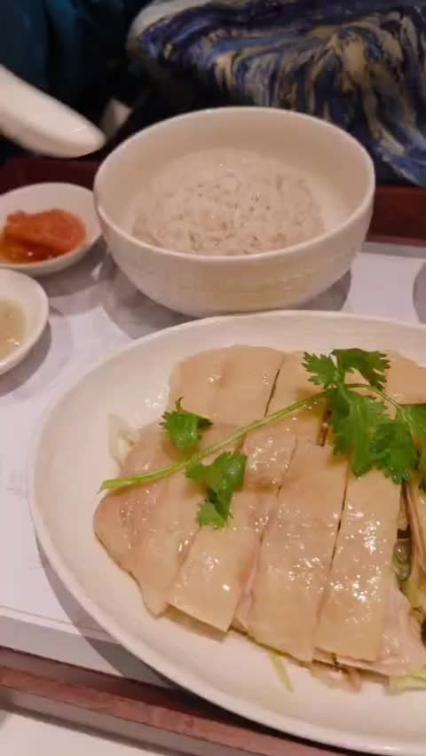 @Leina