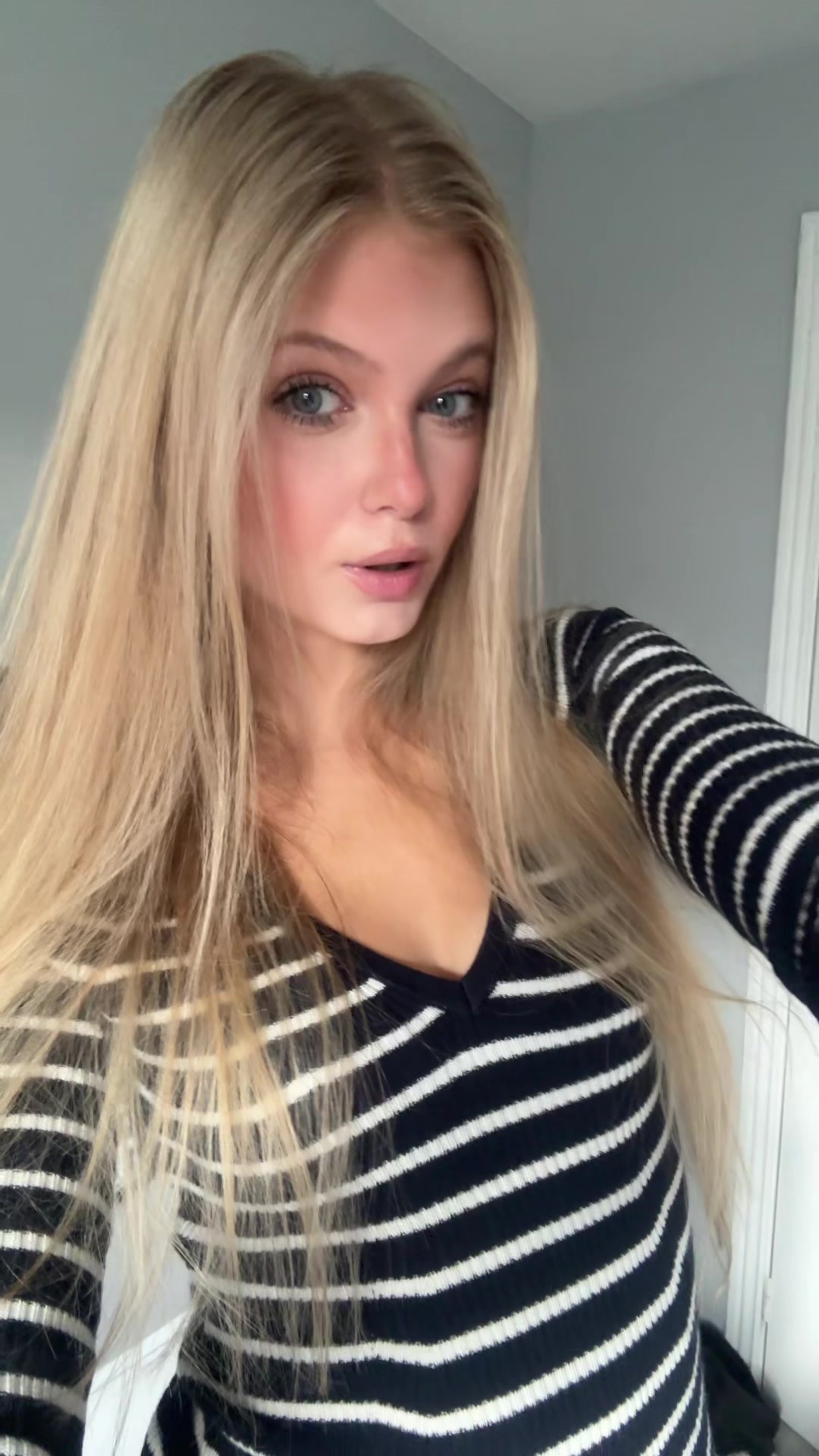 @𝐜𝐡𝐥𝐨💫