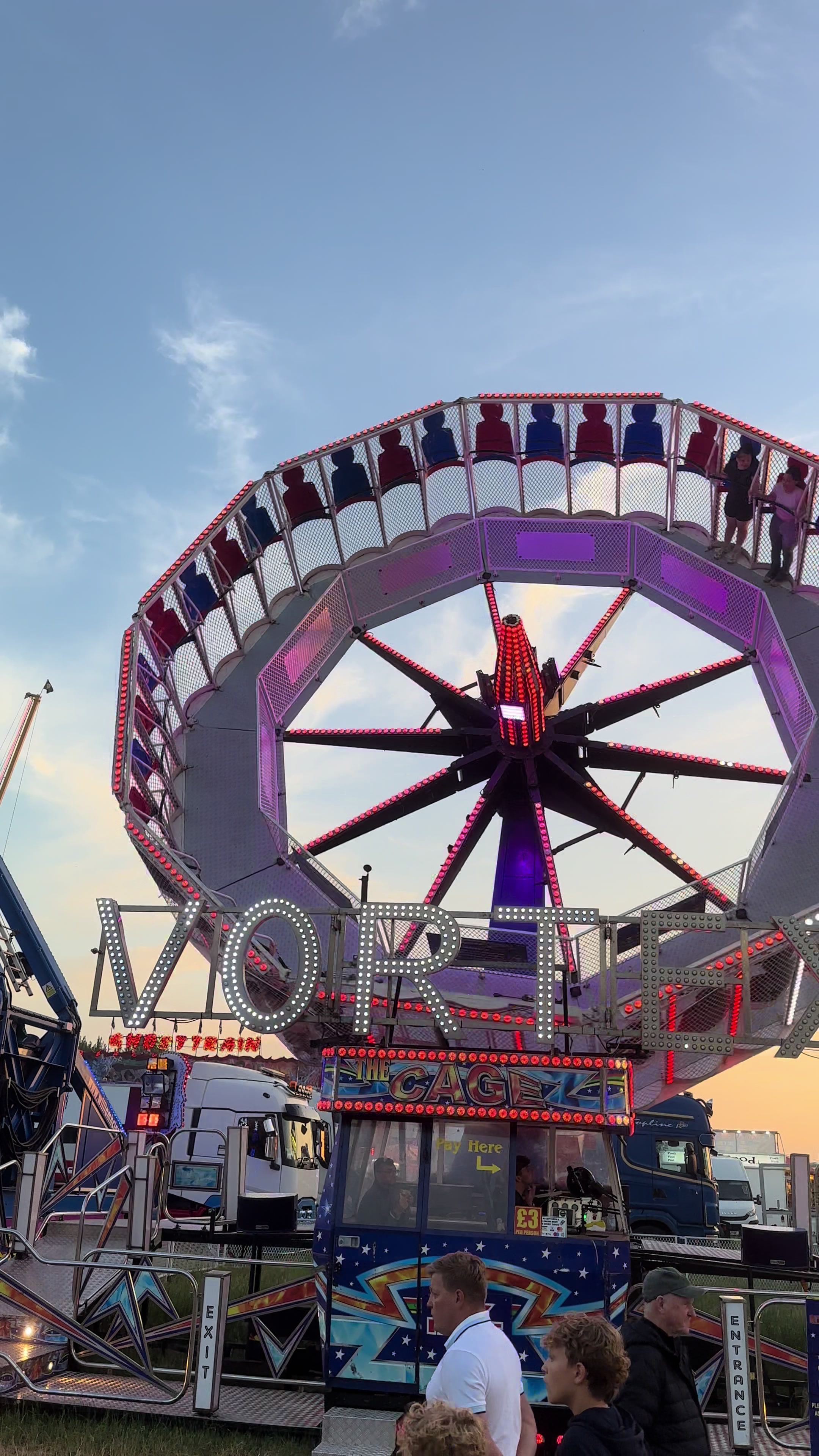 @funfairrides360