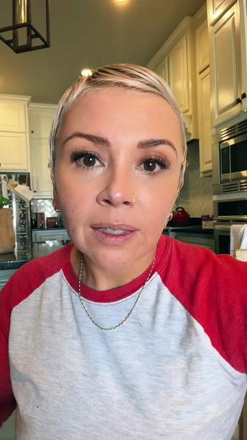@Ms_Sarah_Sparkles