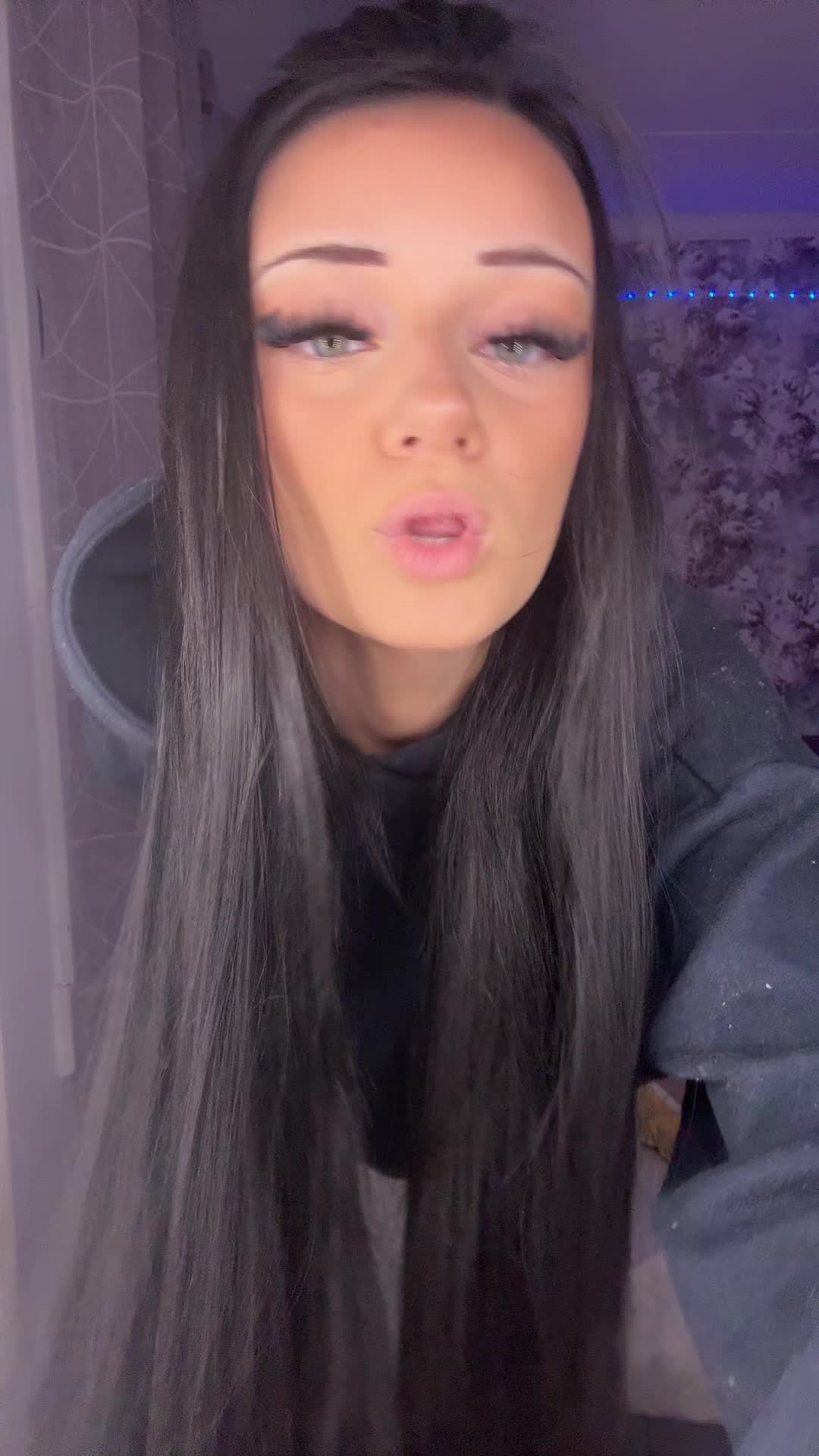 @𝐃𝐄$𝐓𝐈𝐍𝐘🥂🥂