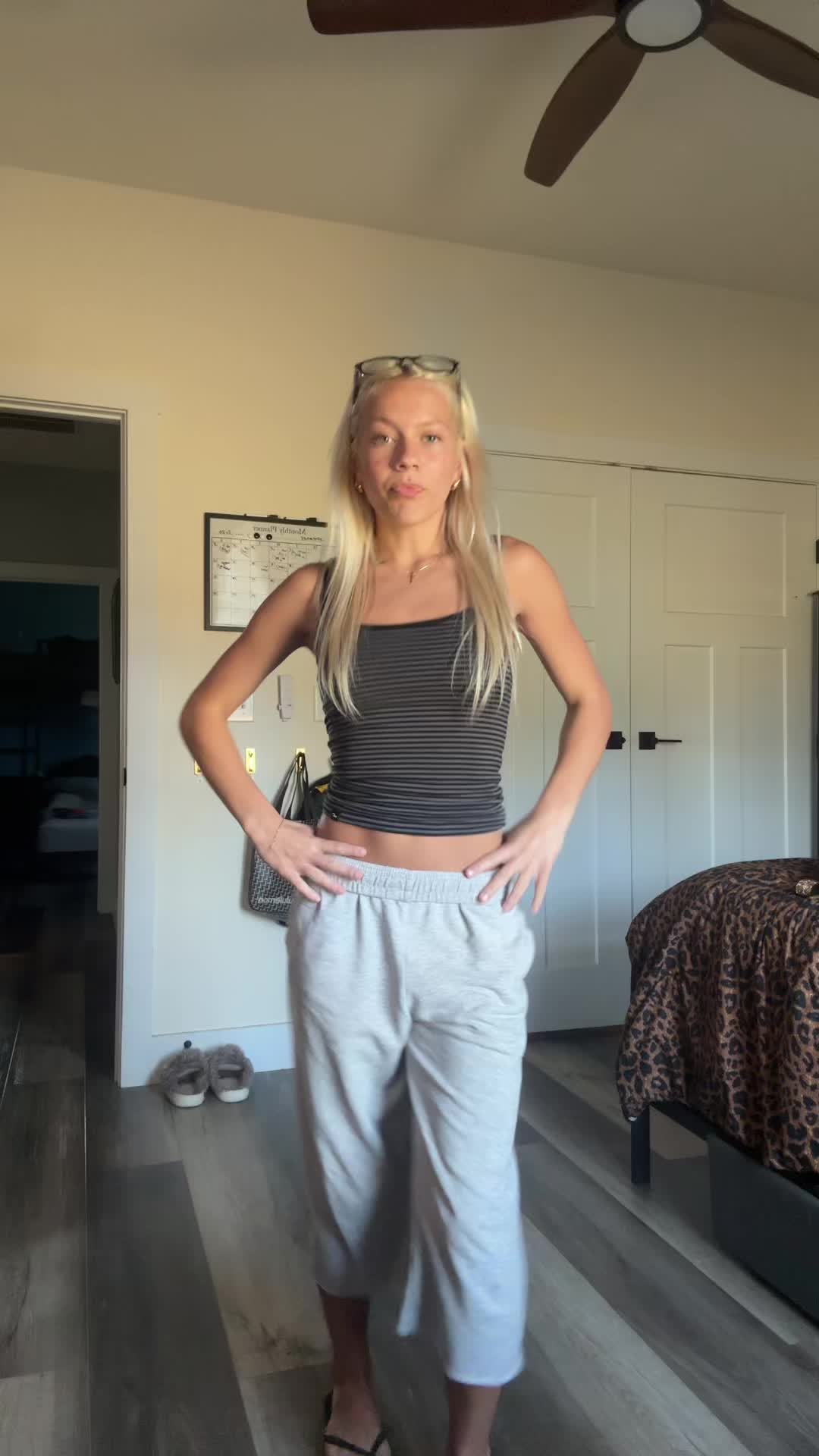 @Alexaa🤫